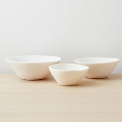 resin tapered bowl small, white
